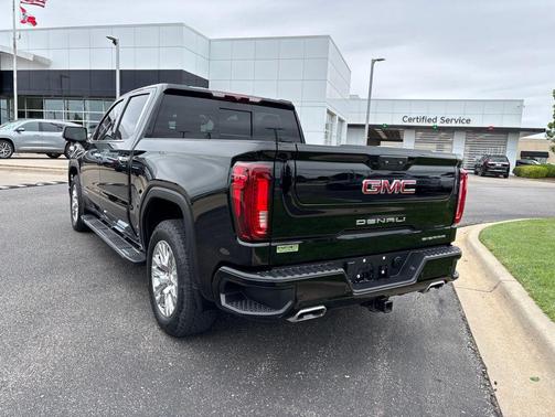 Onyx Black 2023 GMC Sierra 1500 Denali