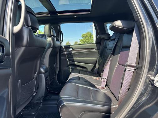 2019 Jeep Grand Cherokee Overland