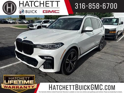 Mineral White Metallic 2022 BMW X7 xDrive40i