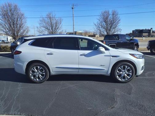 White Frost Tricoat 2020 Buick Enclave FWD Avenir