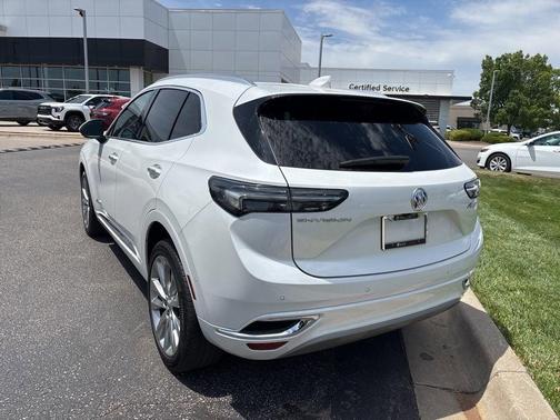 White Frost Tricoat 2023 Buick Envision Avenir FWD