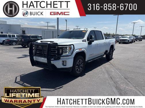 Summit White 2022 GMC Sierra 2500 AT4
