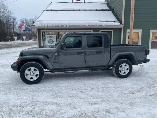 2021 Jeep Gladiator SPORT
