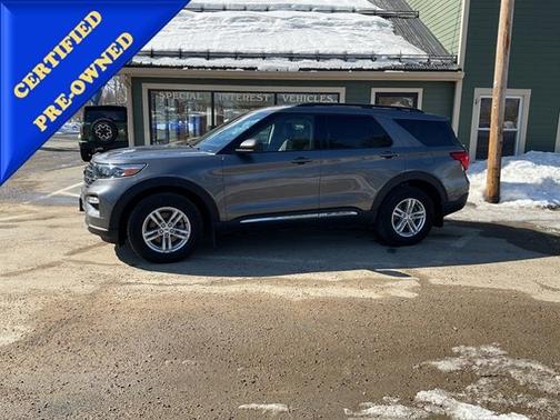 CARBONIZED GRAY METALLIC 2022 Ford Explorer XLT
