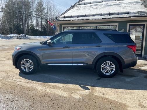 CARBONIZED GRAY METALLIC 2022 Ford Explorer XLT