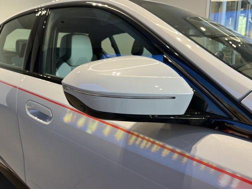 2024 BMW 540 i xDrive