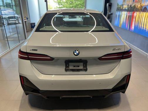 2024 BMW 540 i xDrive