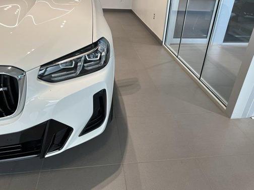 2023 BMW X3 M40i