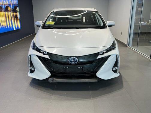 2022 Toyota Prius Prime Limited