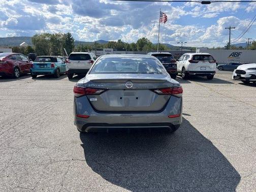 2022 Nissan Sentra S