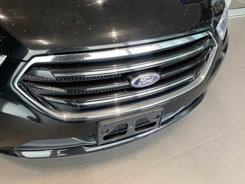 2015 Ford Taurus Limited