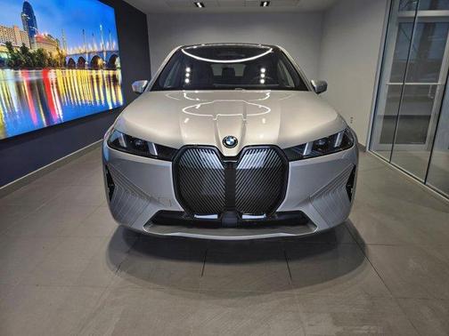 Space Silver 2026 BMW iX xDrive60