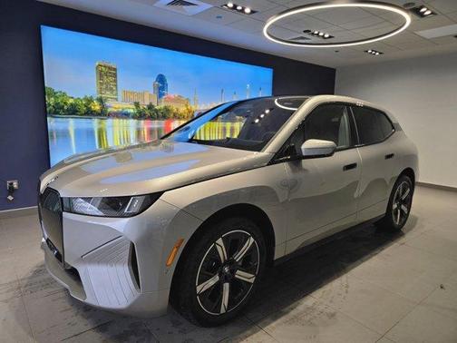 Space Silver 2026 BMW iX xDrive60