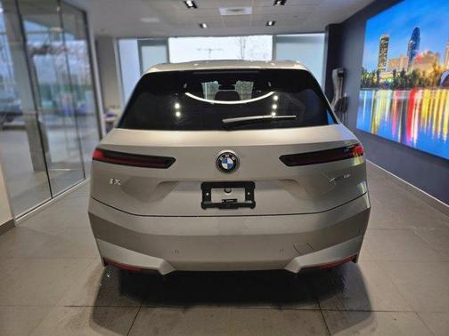 Space Silver 2026 BMW iX xDrive60