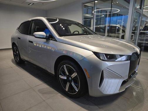 Space Silver 2026 BMW iX xDrive60