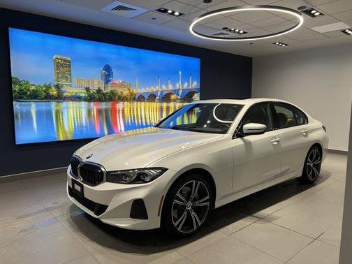 2023 BMW 330 i xDrive