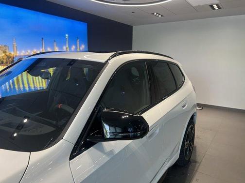 2025 BMW X1 M35i