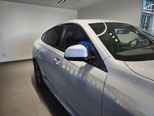 Gray 2025 BMW X6 xDrive40i