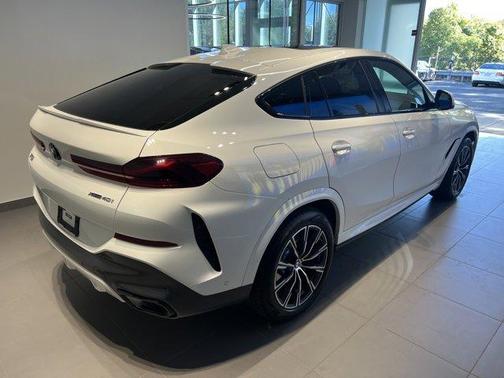 2023 BMW X6 xDrive40i