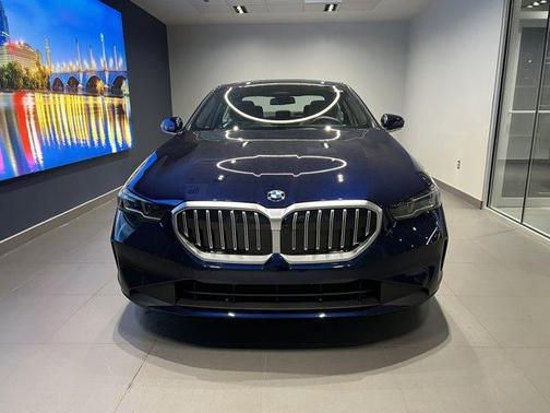 2026 BMW 530 i xDrive