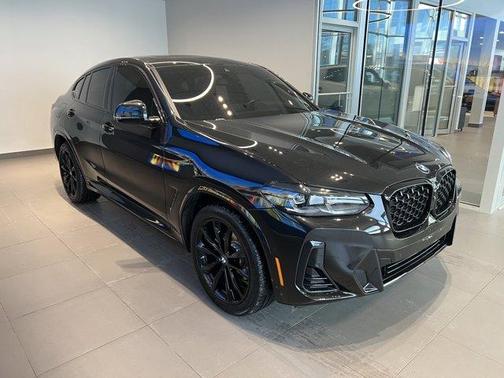 2024 BMW X4 xDrive30i