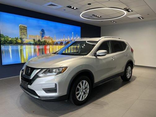 2020 Nissan Rogue SV