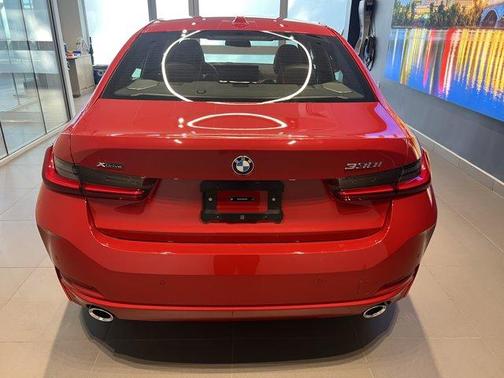 2024 BMW 330 i xDrive