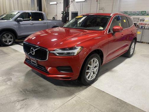 2019 Volvo XC60 T5 Momentum