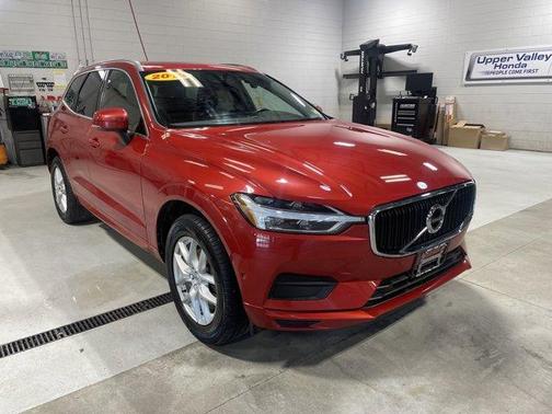 2019 Volvo XC60 T5 Momentum