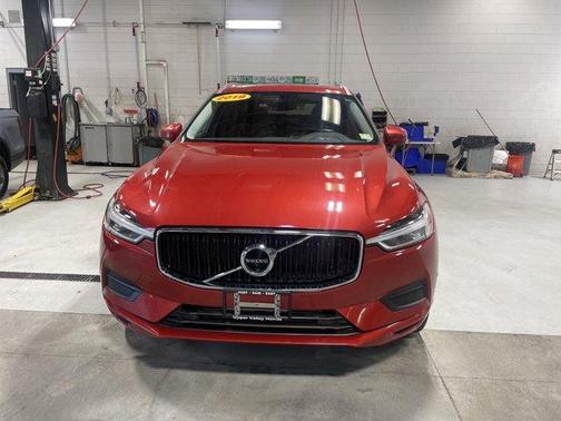 2019 Volvo XC60 T5 Momentum