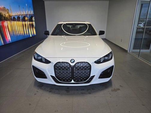 Alpine White 2026 BMW 430 i xDrive