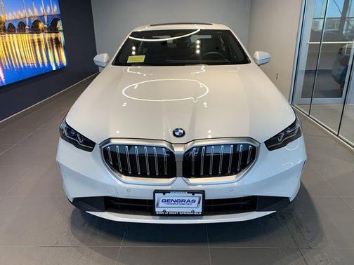 2024 BMW 530 i xDrive