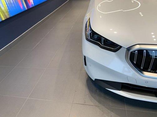 2024 BMW 530 i xDrive