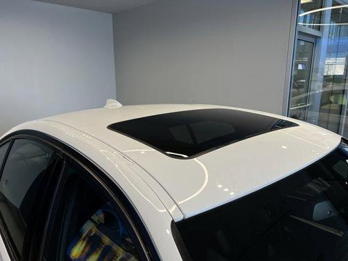 2016 BMW 328 i xDrive SULEV