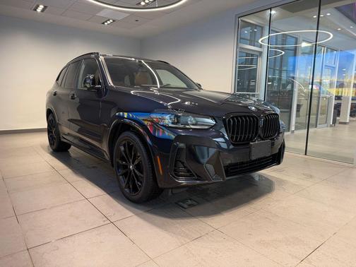 Carbon Black Metallic 2024 BMW X3 xDrive30i