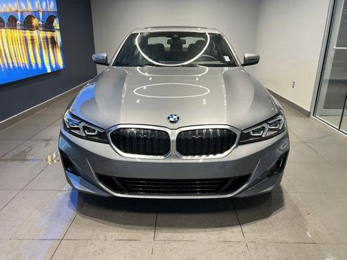 2025 BMW 330 i xDrive
