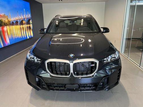 2026 BMW X5 M60i