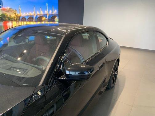 2025 BMW 230 i xDrive