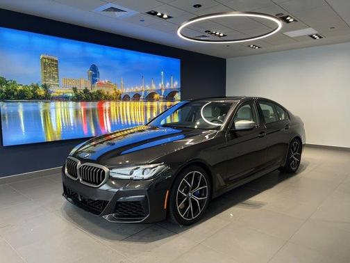 2023 BMW M550 i xDrive