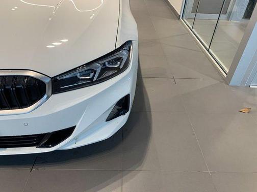 2024 BMW 330 i xDrive