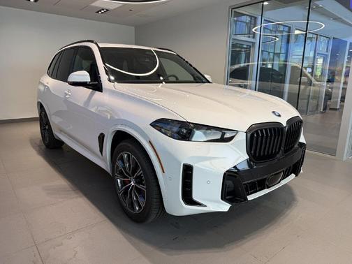 Alpine White 2026 BMW X5 PHEV xDrive50e
