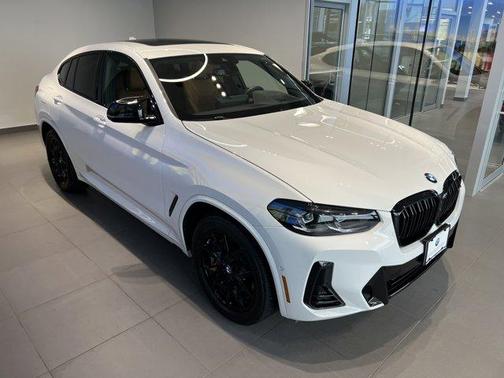 2024 BMW X4 M40i