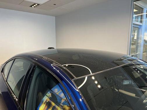 Tanzanite Blue II Metallic 2026 BMW 550e xDrive