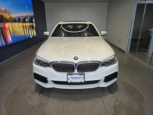 White 2018 BMW 540 i xDrive