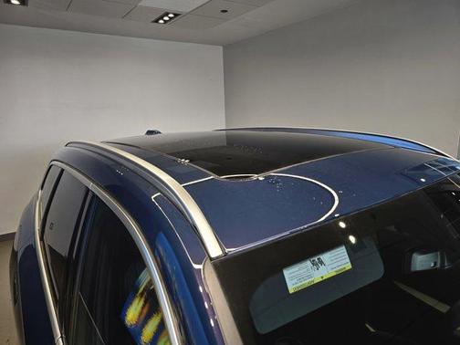 Night 2026 BMW X1 xDrive28i