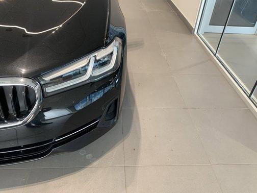 2022 BMW 530 i xDrive