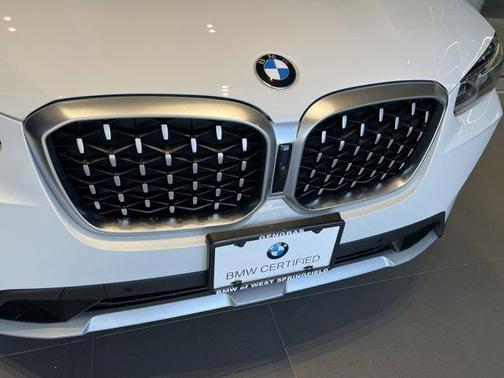 2024 BMW X4 xDrive30i