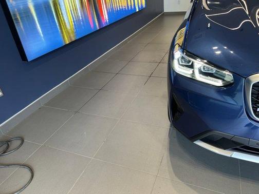 2024 BMW X4 xDrive30i
