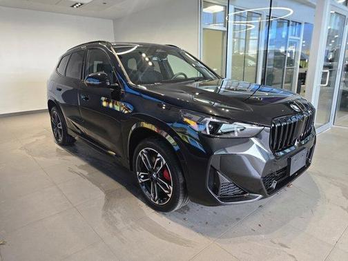 Black Sapphire Metallic 2025 BMW X1 xDrive28i