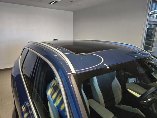 Night 2026 BMW X1 xDrive28i